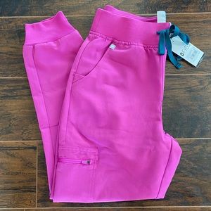 Figs SP Zamora high waisted jogger scrub pants bright fuchsia